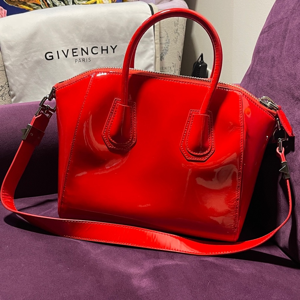 Sale🔥 Givenchy Antigona Glossy Red Leather 2 Way Shoulder Bag - Picture 7 of 10